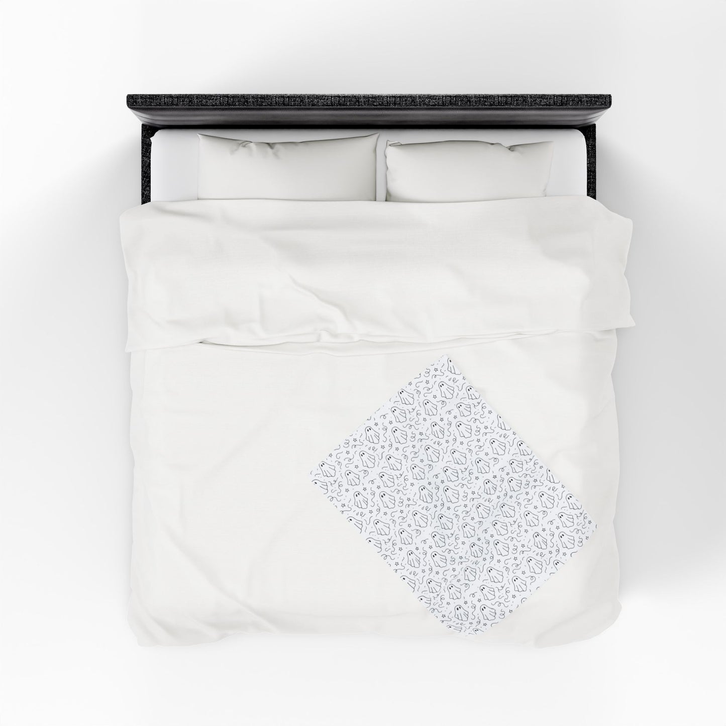 Cozy Ghost Velveteen Plush Blanket