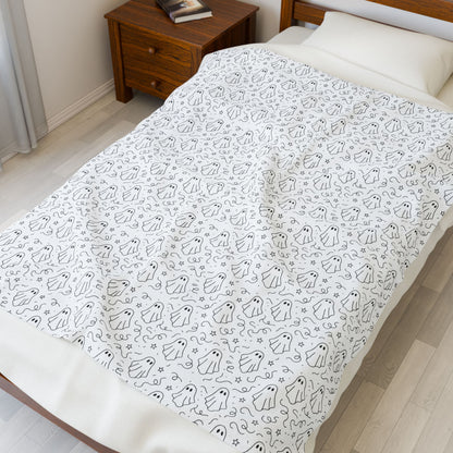 Cozy Ghost Velveteen Plush Blanket